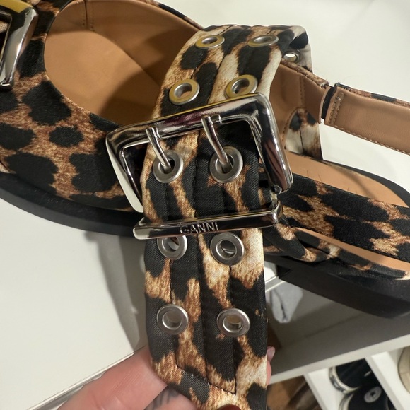 Ganni Leopard Print Buckle Slingback Flats - Picture 11 of 13